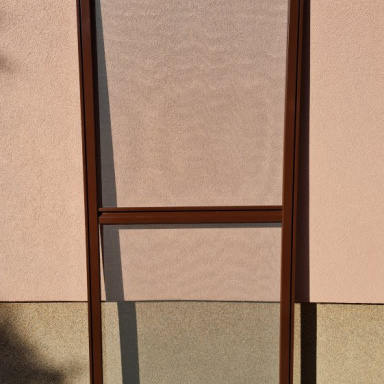 Komarnik vrata sa štokom u braon boji